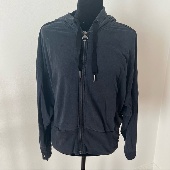 Athleta Balance Sweatshirt Black Zip-Up Hoodie Size Medium - Picture 1 of 9